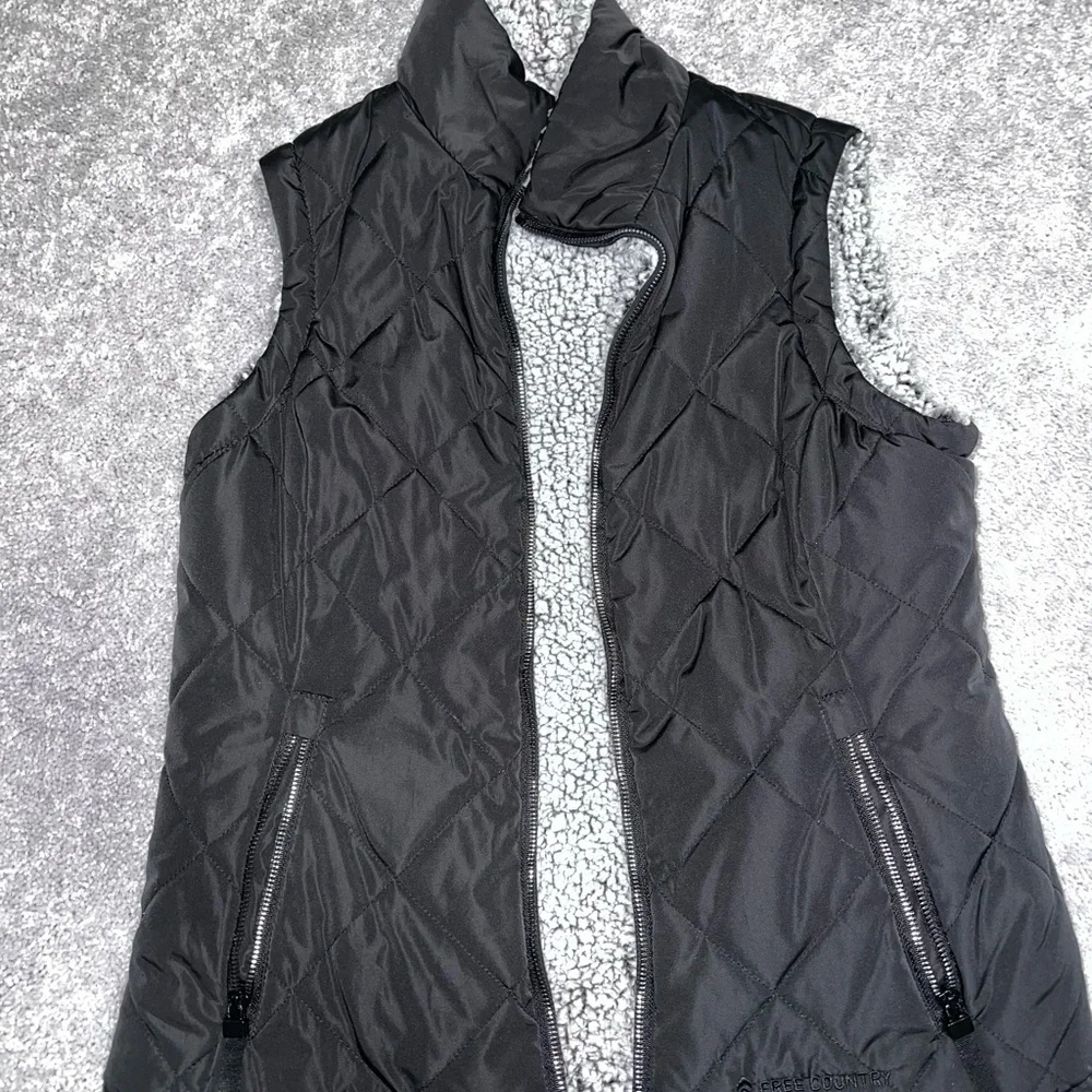 Free Country Women's Black Polyester Insulated Vest